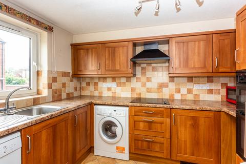 2 bedroom flat for sale, Duck Street, Rushden NN10