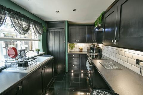 2 bedroom semi-detached house for sale, Coniston, Gateshead NE10