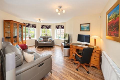 3 bedroom apartment for sale, Hoole, Chester