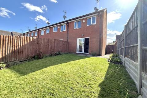 2 bedroom end of terrace house for sale, Lakeview Chase, Hamilton, Leicester, LE5 1QP