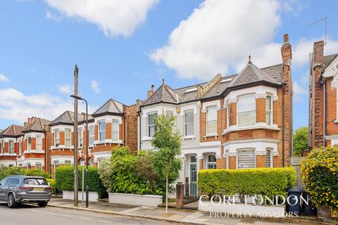 Hillcrest Road, London, W3