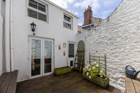 1 bedroom apartment for sale, St Peter Port, Guernsey