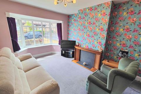 3 bedroom semi-detached house for sale, Mountfields, Halifax HX3