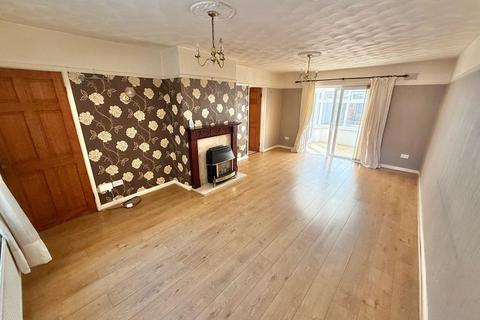 3 bedroom semi-detached house for sale, Wilmslow Drive, Great Sutton