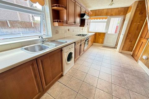 3 bedroom semi-detached house for sale, Wilmslow Drive, Great Sutton