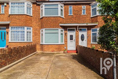 2 bedroom terraced house for sale, Harps Avenue, Sheerness ME12