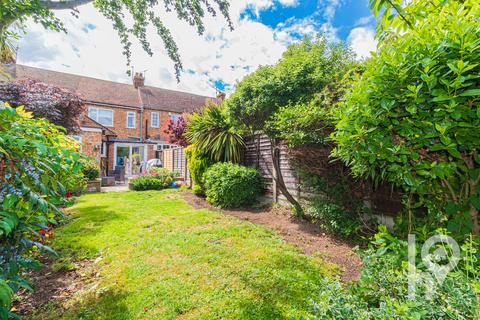 2 bedroom terraced house for sale, Harps Avenue, Sheerness ME12