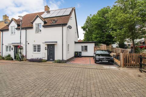 4 bedroom semi-detached house for sale, Pine Walk, Bedford MK45