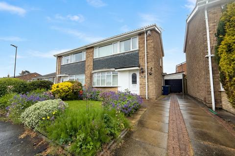 Semi-detached house - Bramley Close, Hastings Hill, Sunderland, SR4