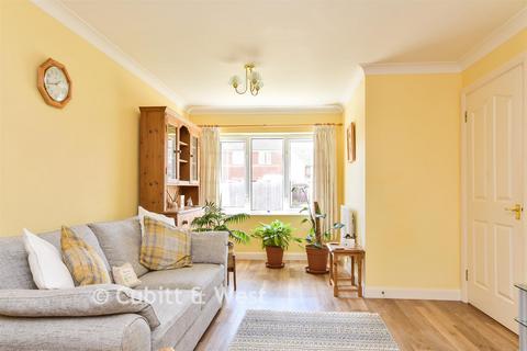 3 bedroom end of terrace house for sale, Flint Close, East Preston BN16