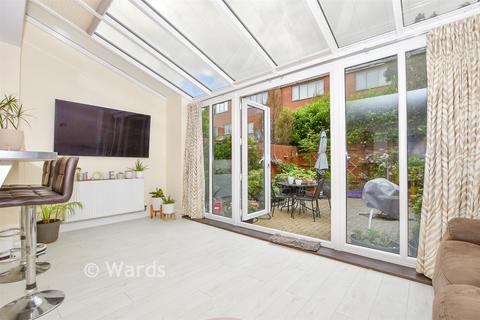 4 bedroom townhouse for sale, Darwin Rise, Gravesend, Kent