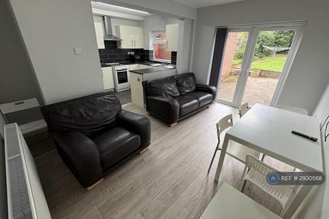 4 bedroom terraced house to rent, Templar Avenue, Coventry, CV4