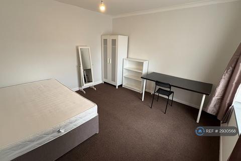 4 bedroom terraced house to rent, Templar Avenue, Coventry, CV4