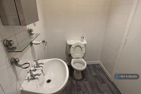 1 bedroom flat to rent, Old Lansdowne Road, Manchester, M20