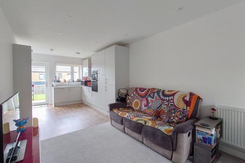 3 bedroom semi-detached house for sale, Celandine Way, Newhaven