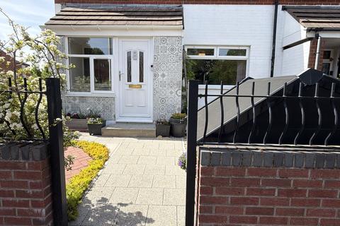 3 bedroom end of terrace house for sale, 8 Anderson Place, Cardiff, CF24