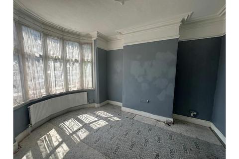 3 bedroom semi-detached house for sale, Waterloo Road, Smethwick, B66