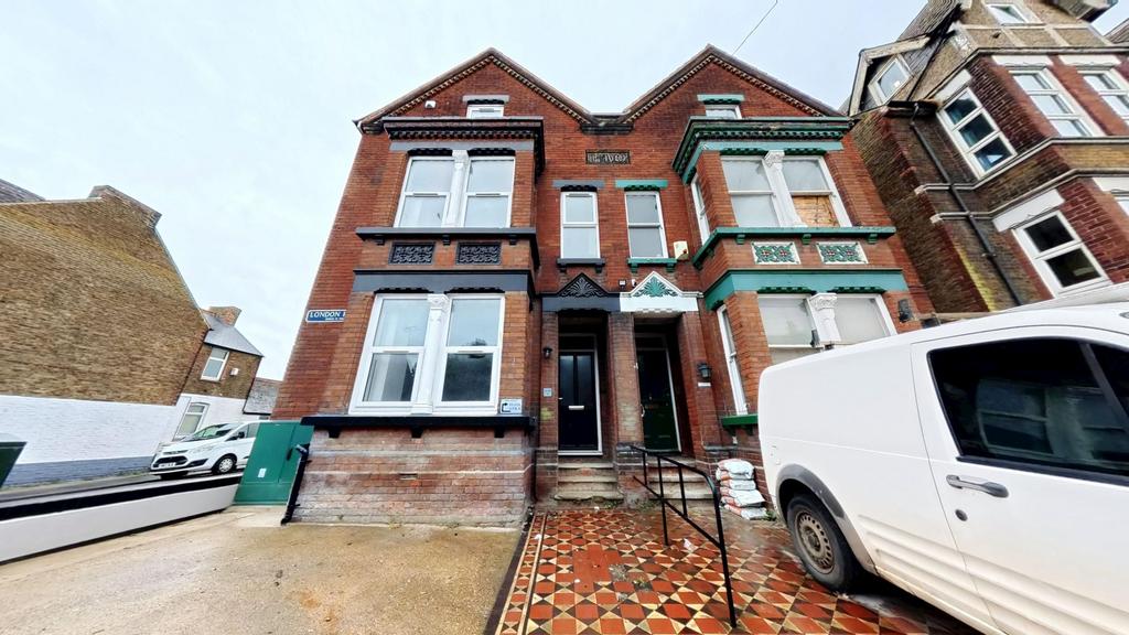 1 bedroom apartment to rent