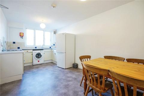 3 bedroom terraced house for sale, St. Rule Street, London, SW8