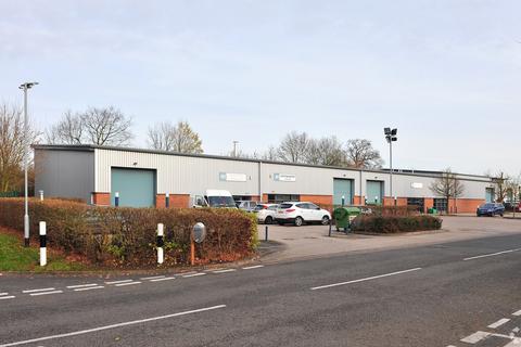 Warehouse to rent, Oak Dr Hartlebury DY10 4JB