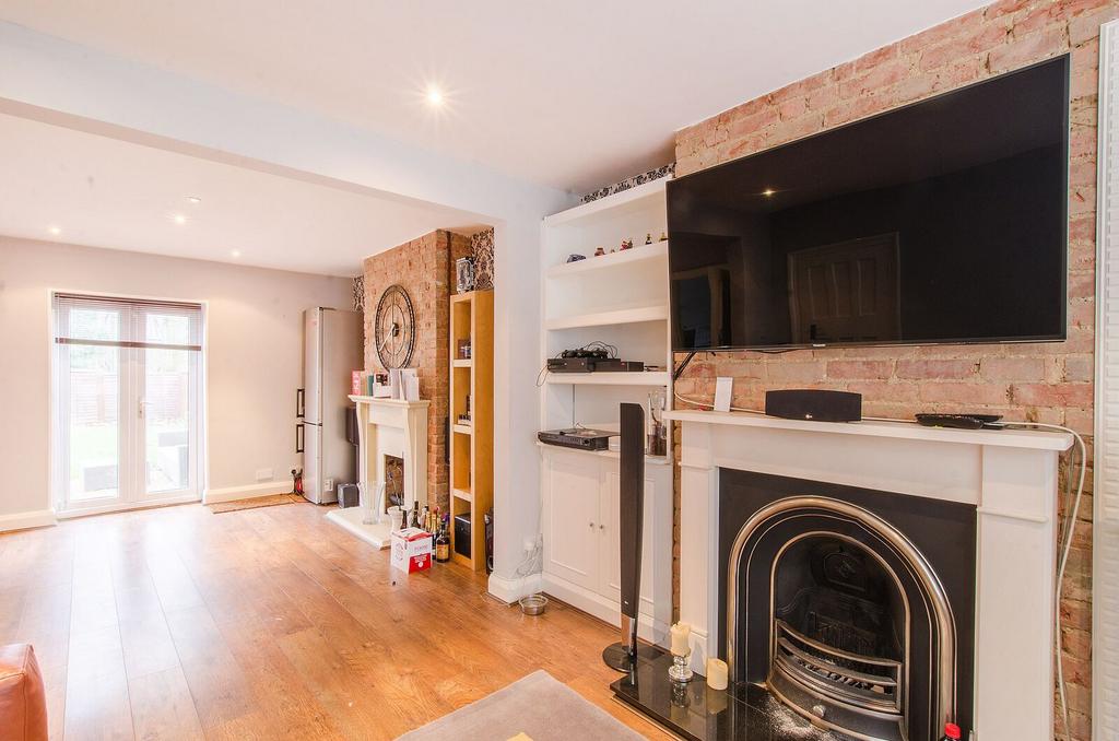 House in Bromley - View 5