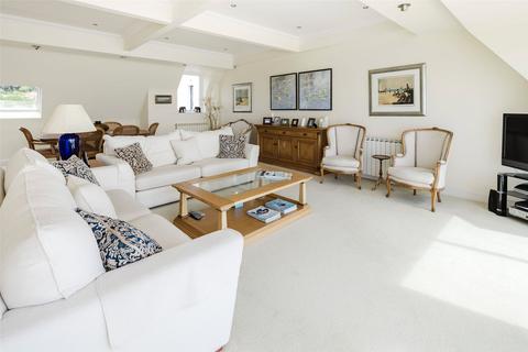 3 bedroom penthouse for sale, Longbeach, Gorey Coast Road, Jersey, JE3