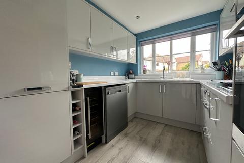 4 bedroom detached house for sale, Felsham Chase, Burwell