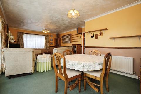 3 bedroom bungalow for sale, Foxcotte Road, Charlton, Andover