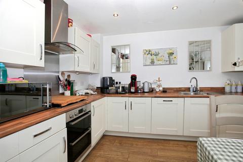4 bedroom semi-detached house for sale, Streton Gardens, Deeping St. James, Peterborough