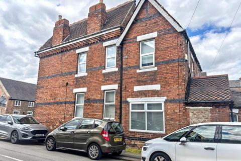 6 bedroom end of terrace house for sale, Lea Road, Gainsborough DN21