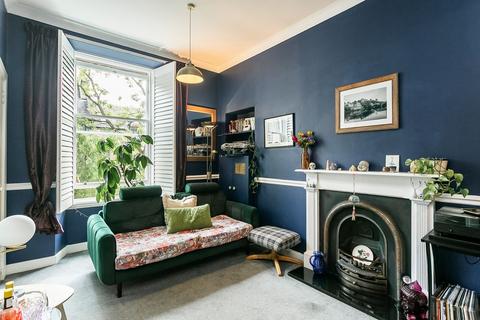 3 bedroom flat for sale, Blackfriars Street, Old Town, Edinburgh, EH1
