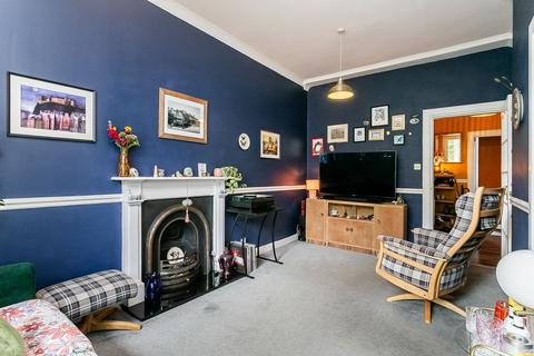 3 bedroom flat for sale, Blackfriars Street, Old Town, Edinburgh, EH1