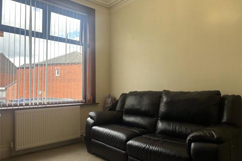 3 bedroom terraced house for sale, Villa Road, Hathershaw, Oldham, OL8