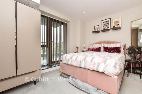 undefined, Manor Road, Wallington, Surrey