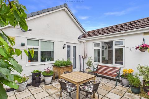undefined, Oakfield Avenue, Upton, CH2