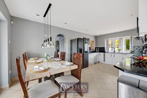 4 bedroom end of terrace house for sale, Slades Drive, Chislehurst, BR7