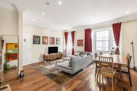 2 bedroom terraced house to rent – pohled 2