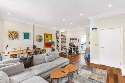 2 bedroom terraced house to rent – pohled 3