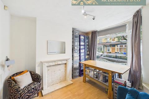 2 bedroom terraced house for sale, Eastwood Avenue, New Moston