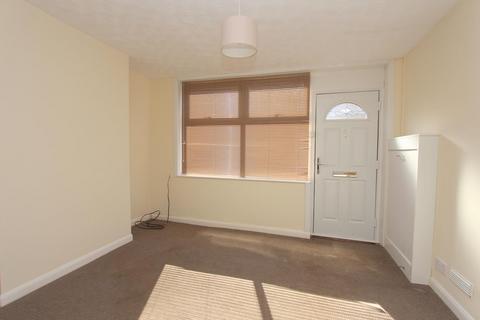 2 bedroom house to rent, Hockliffe Street, Leighton Buzzard