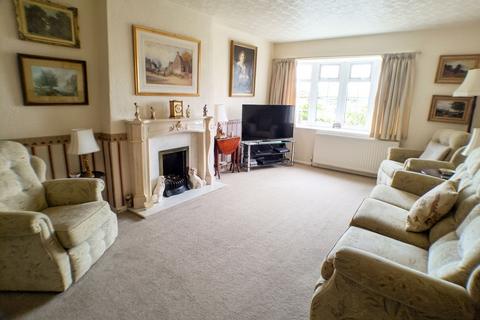 3 bedroom detached bungalow for sale, Bulcote Drive, Burton Joyce, NG14