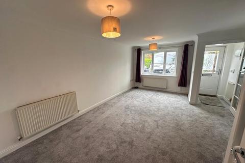 2 bedroom end of terrace house to rent, Trinity Drive, Uxbridge, Greater London, UB8