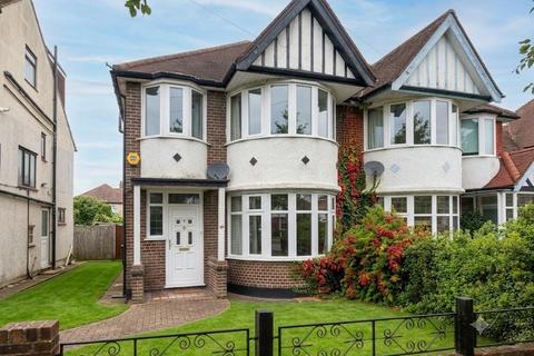 Hale Drive, Mill Hill, NW7