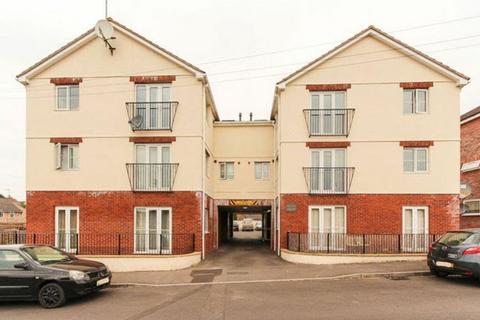 2 bed flat/apartment for rent in Kings Court, Yeovil