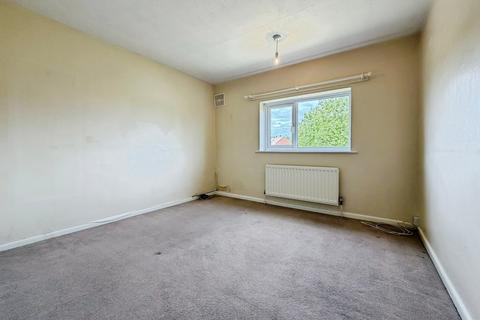 3 bedroom semi-detached house for sale, Manor Park Drive, Yateley, Hampshire