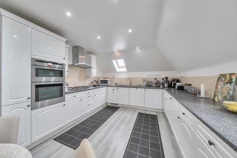 2 bedroom apartment for sale, Fairfield Road, Uxbridge