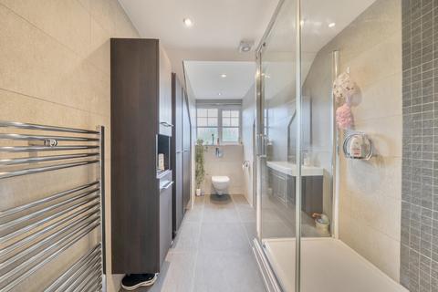 2 bedroom apartment for sale, Fairfield Road, Uxbridge