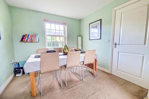 4 bedroom townhouse for sale, Saxon Way, Great Denham, Bedford