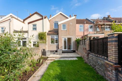 2 bedroom terraced house for sale, Queen Street, Bristol, BS5