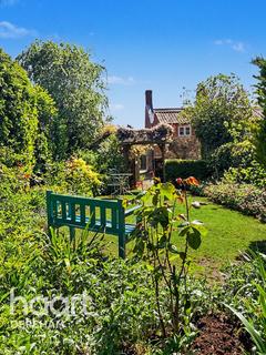 2 bedroom cottage for sale, The Street, Bawdeswell
